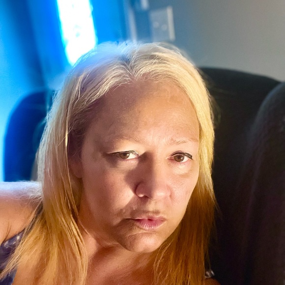 Meet your Posher, Allie - Picture 4 of 16